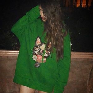 Meet your Posher, Julieta